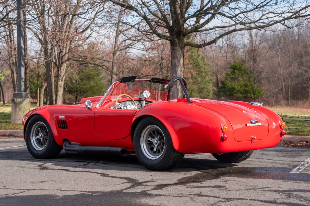 Shelby Cobra Replica - Image 7 of 31