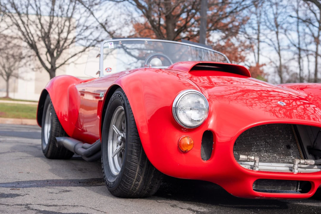 Shelby Cobra Replica - Image 16 of 31