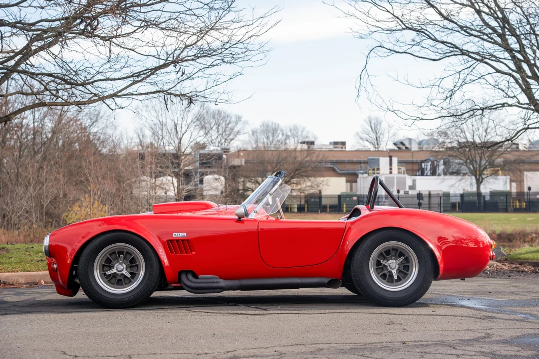 Shelby Cobra Replica - Image 8 of 31