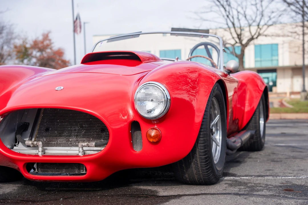 Shelby Cobra Replica - Image 17 of 31