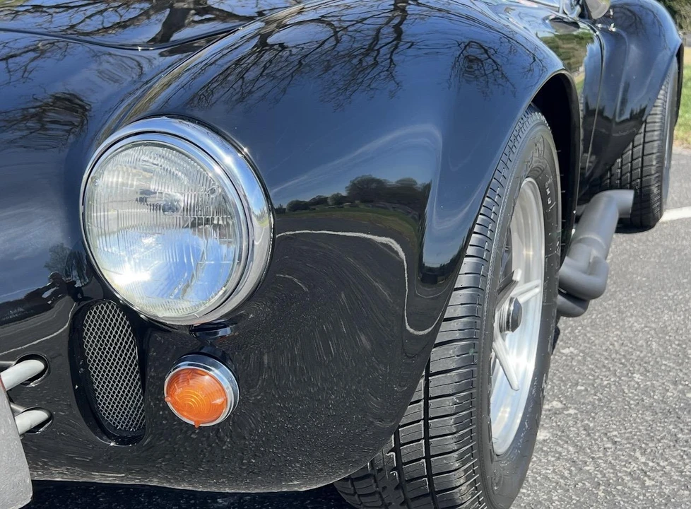 Shelby Cobra Replica - Image 22 of 31