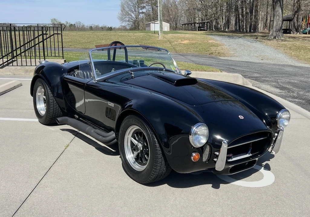 Shelby Cobra Replica - Image 12 of 31