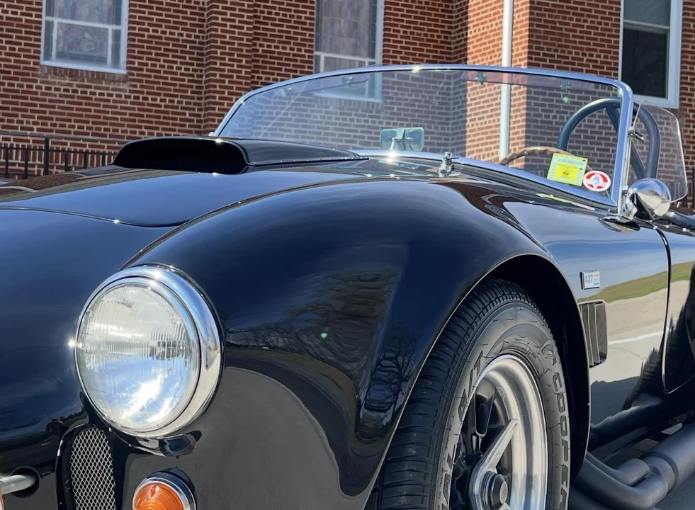Shelby Cobra Replica - Image 24 of 31