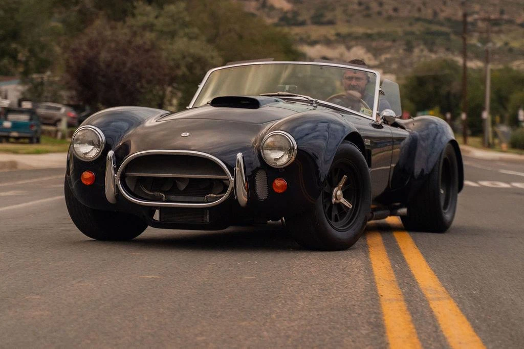 Shelby Cobra Replica - Image 5 of 31