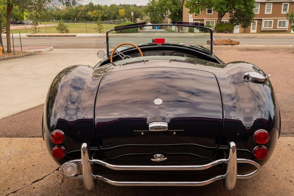 Shelby Cobra Replica - Image 8 of 31