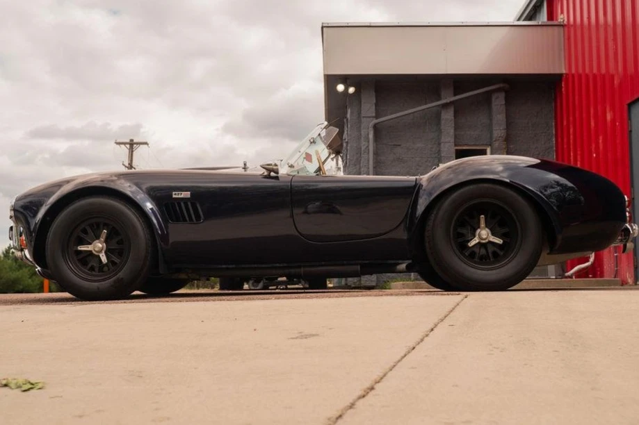 Shelby Cobra Replica - Image 6 of 31