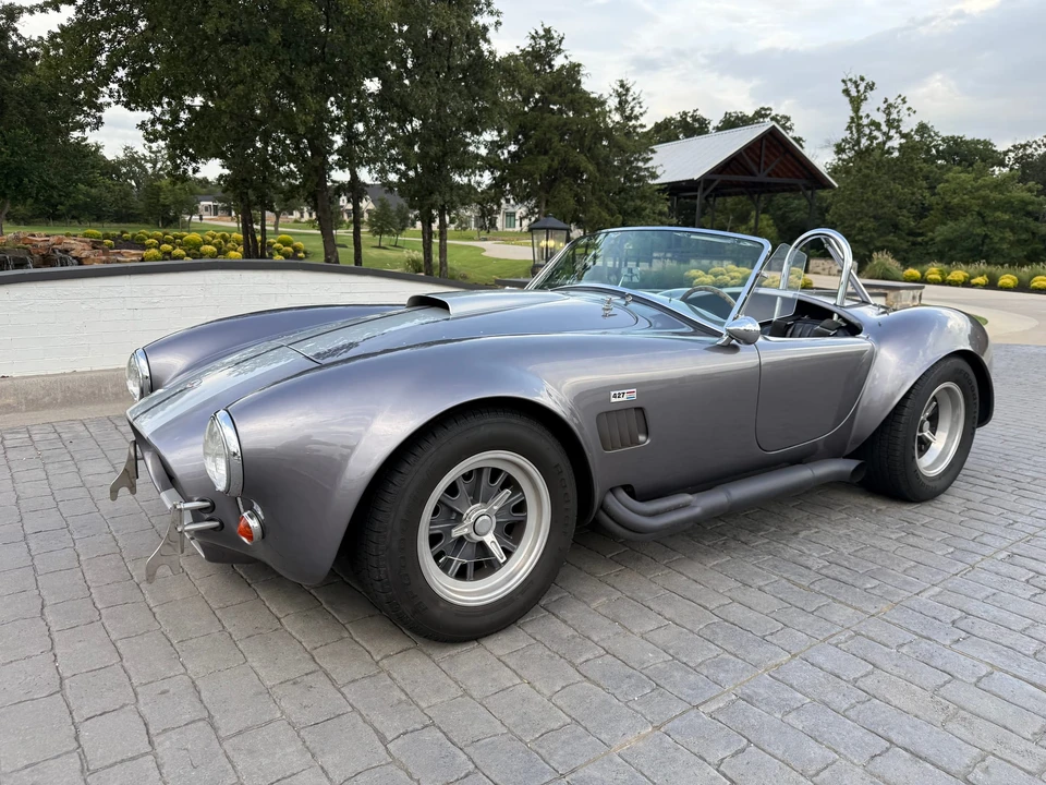 Shelby Cobra Replica - Image 8 of 31
