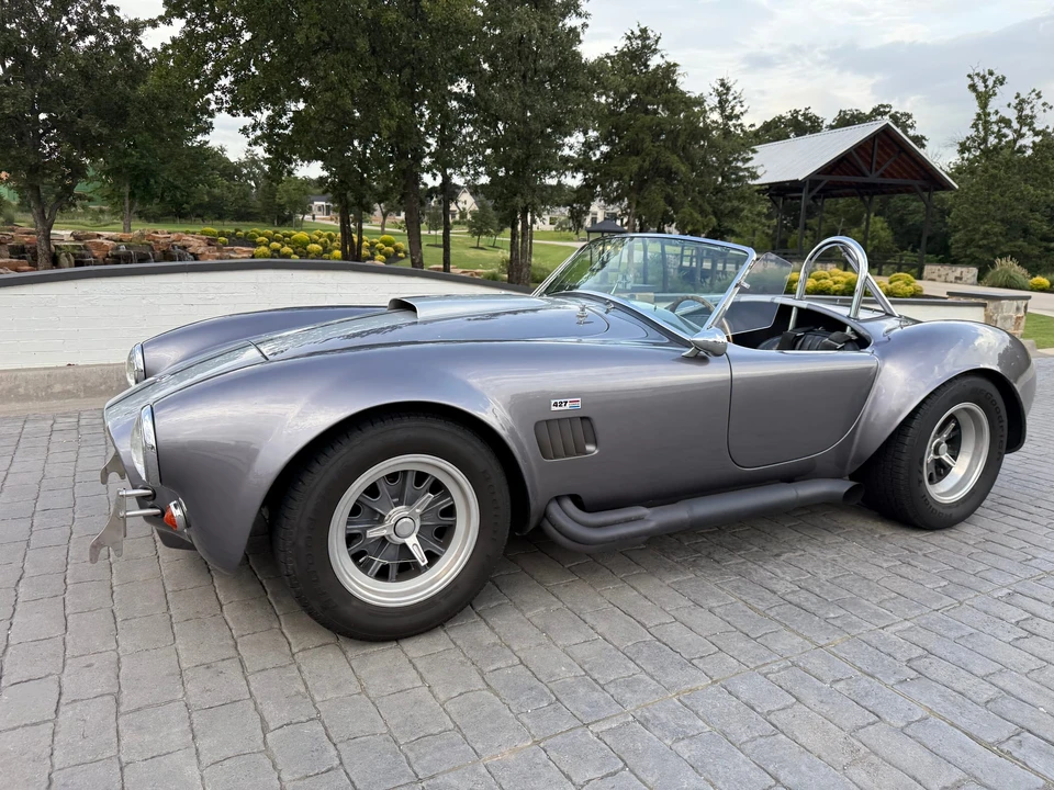 Shelby Cobra Replica - Image 5 of 31