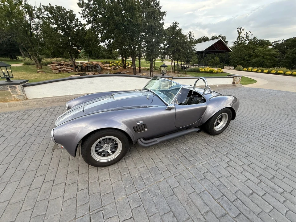 Shelby Cobra Replica - Image 3 of 31
