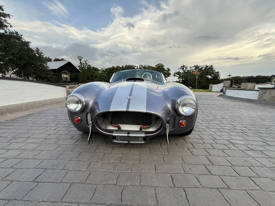 Shelby Cobra Replica - Image 27 of 31