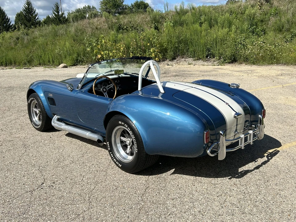 Shelby Cobra Replica - Image 19 of 31