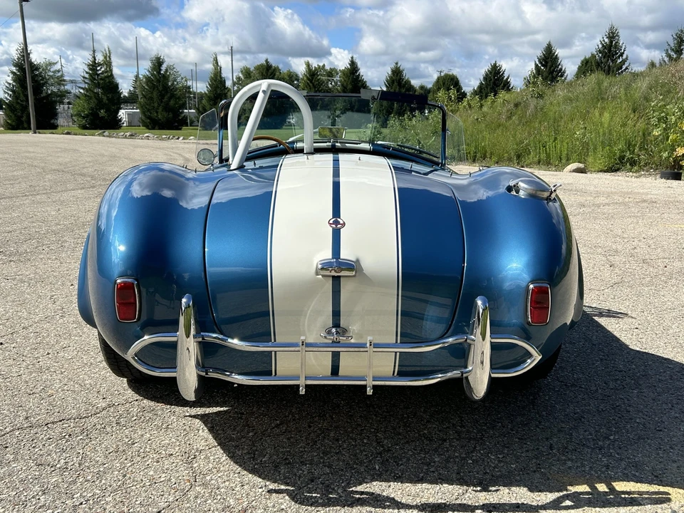 Shelby Cobra Replica - Image 22 of 31