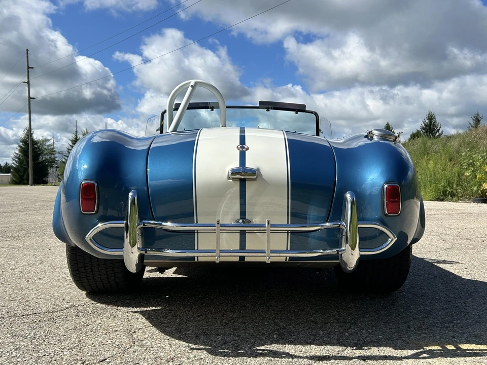 Shelby Cobra Replica - Image 23 of 31