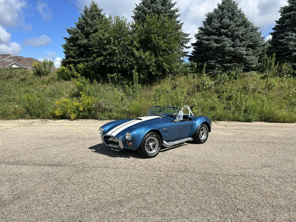 Shelby Cobra Replica - Image 3 of 31