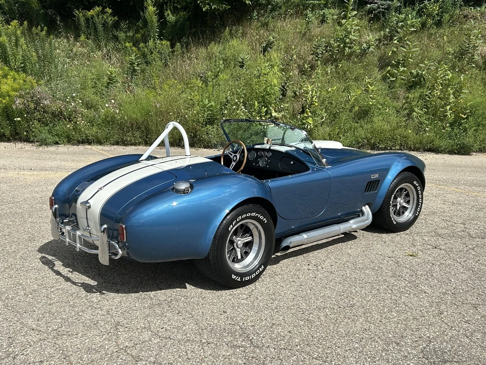 Shelby Cobra Replica - Image 30 of 31