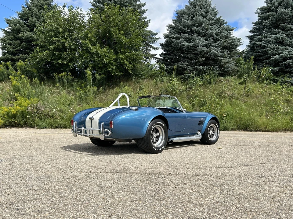 Shelby Cobra Replica - Image 26 of 31