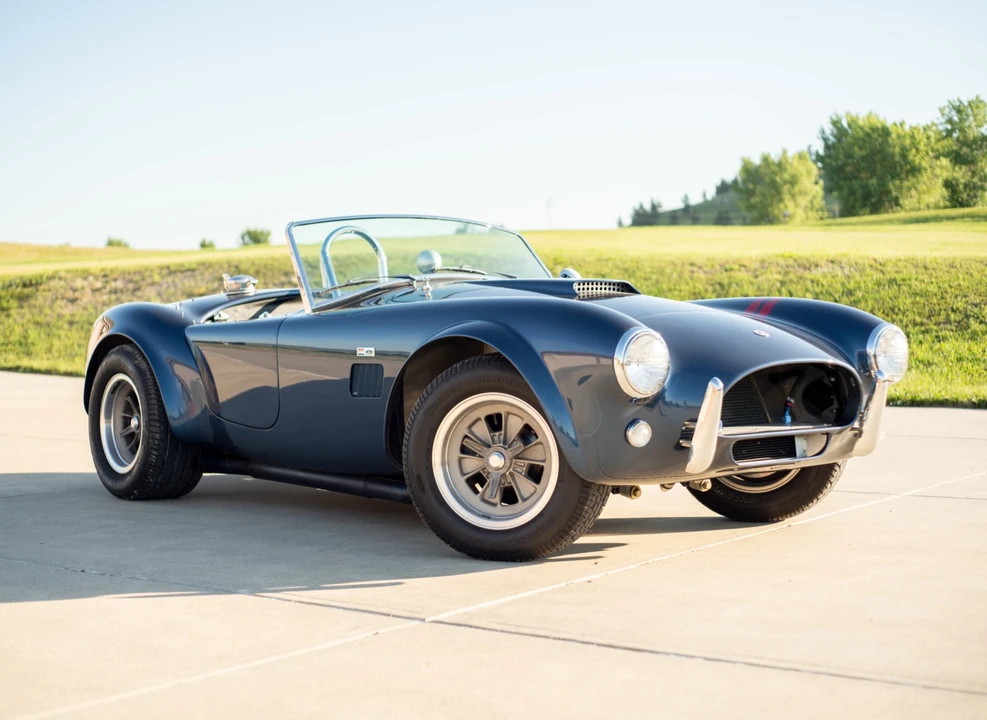 Shelby Cobra Replica - Image 1 of 31