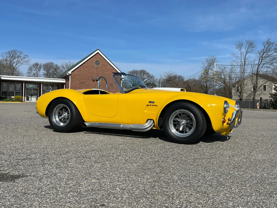 Shelby Cobra Replica - Image 10 of 31