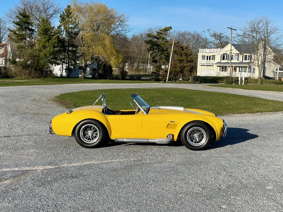 Shelby Cobra Replica - Image 19 of 31