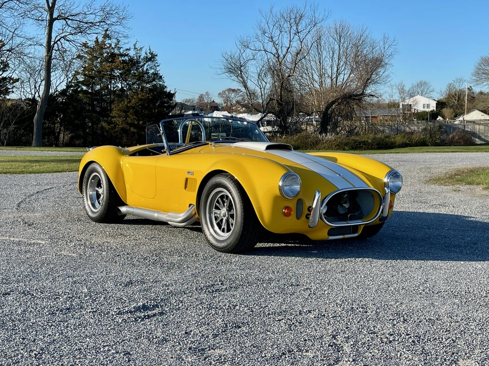 Shelby Cobra Replica - Image 11 of 31