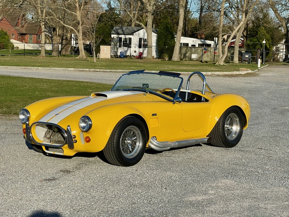 Shelby Cobra Replica - Image 7 of 31