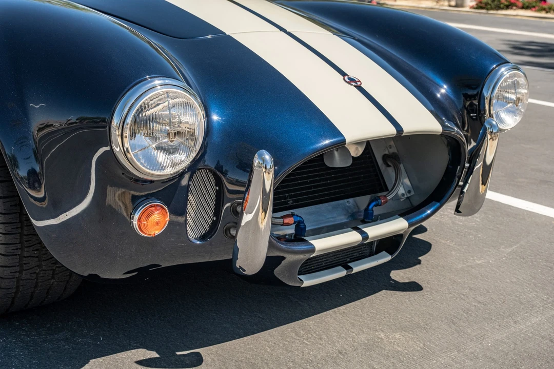 Shelby Cobra Replica - Image 17 of 31