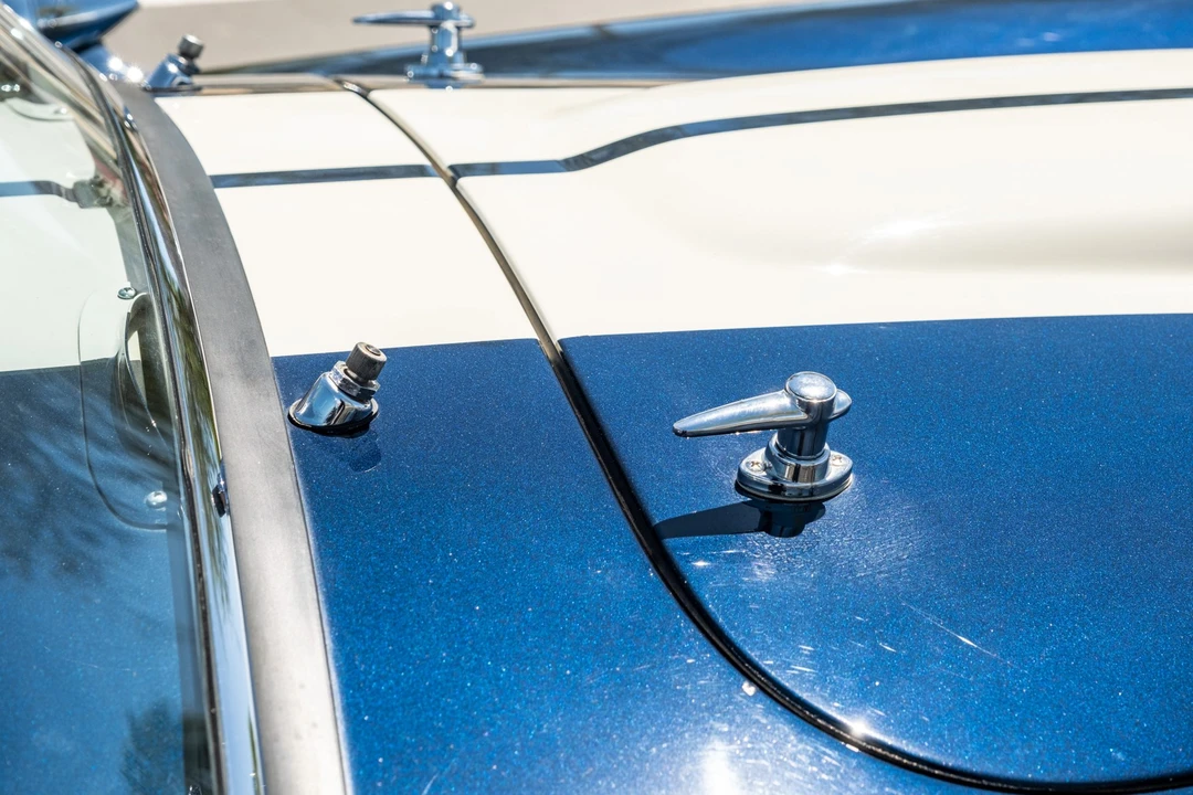 Shelby Cobra Replica - Image 13 of 31