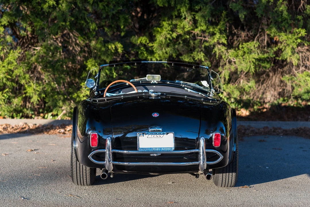 Shelby Cobra Replica - Image 10 of 31