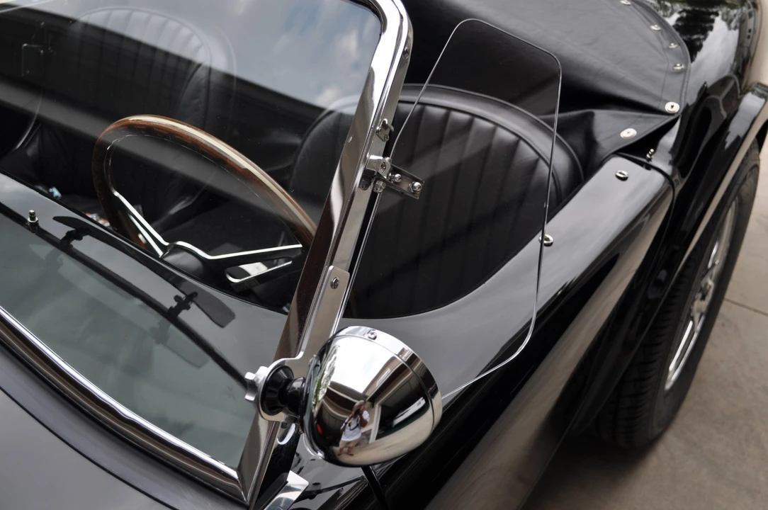 Shelby Cobra Replica - Image 27 of 31