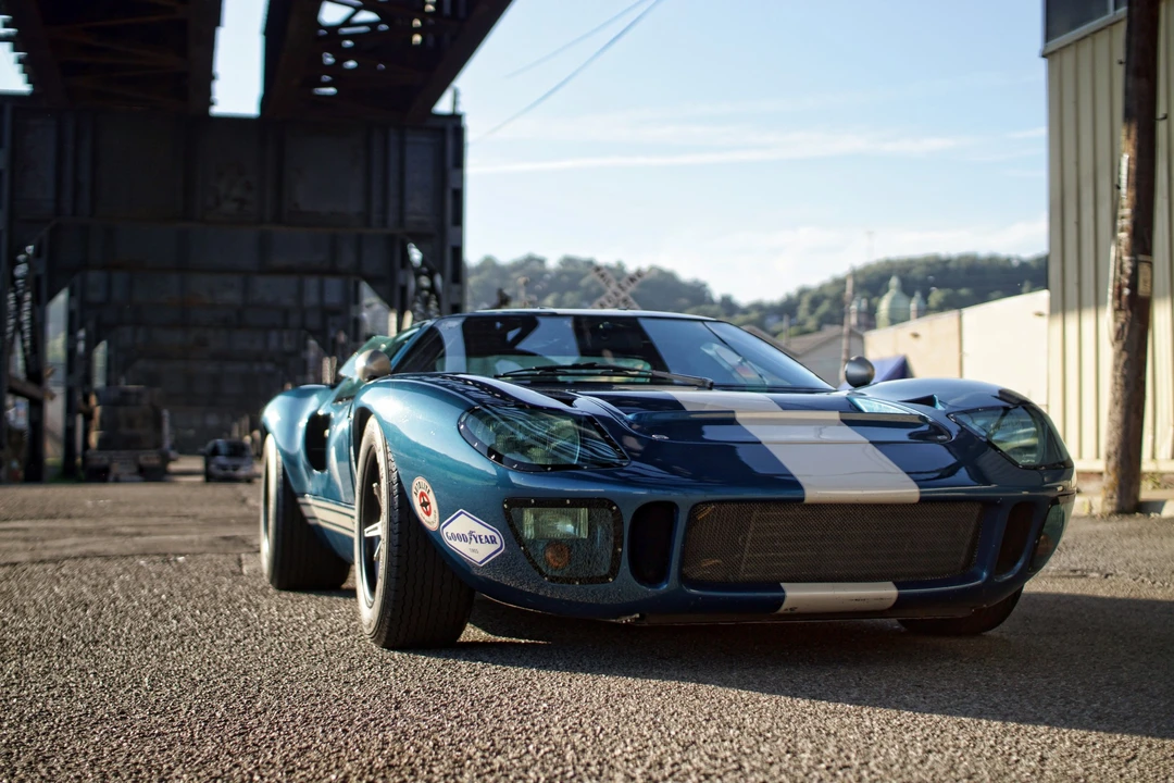 Ford Replica - Image 4 of 31