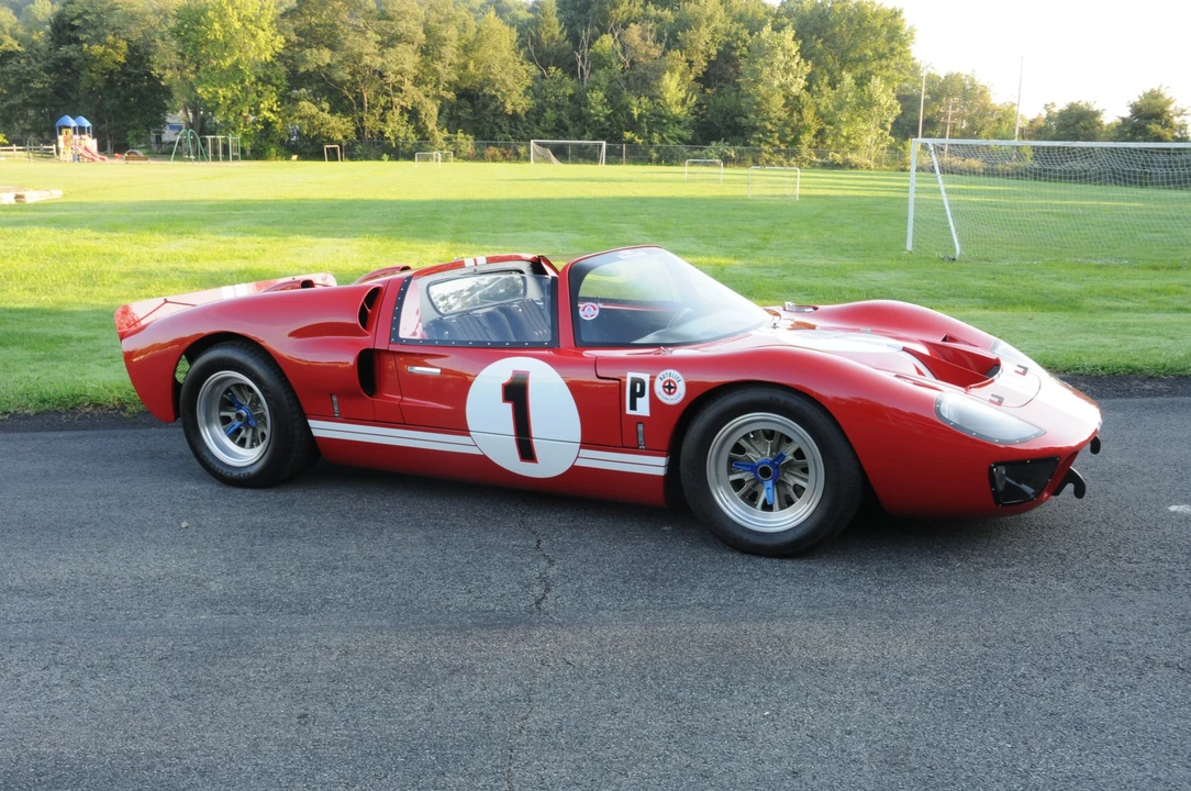 Ford Replica - Image 3 of 31