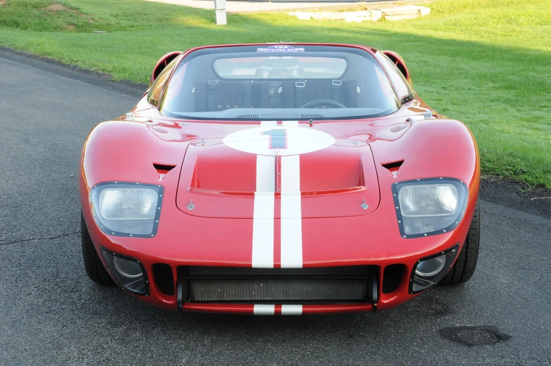 Ford Replica - Image 10 of 31