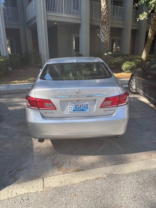 2010 Lexus ES 4th Gen - Image 3 of 6