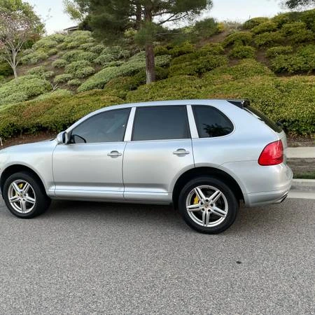 2005 Porsche 955/957 Cayenne - Image 2 of 10