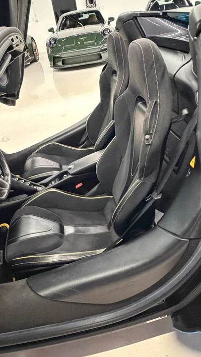 2020 McLaren 720S - Image 13 of 18