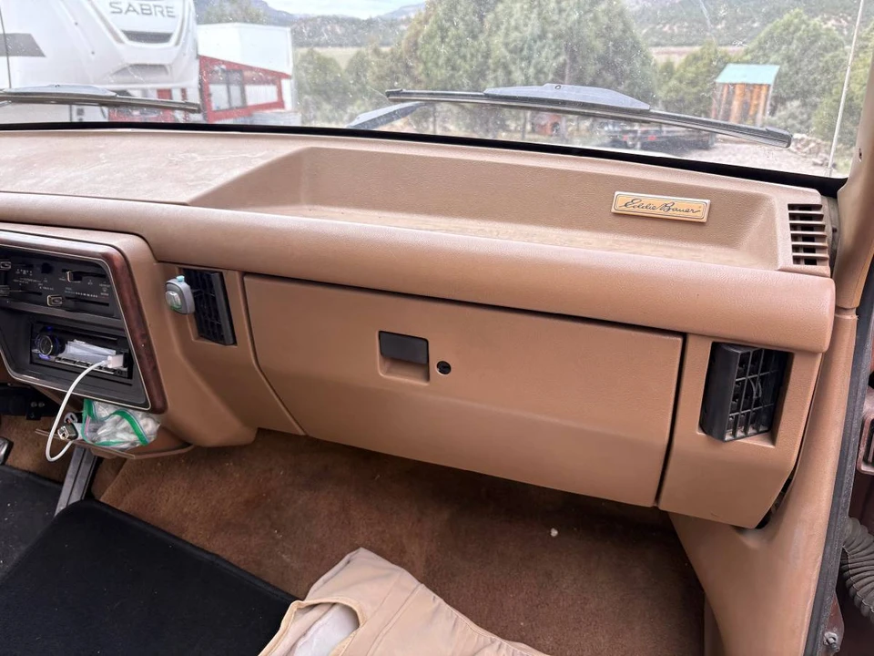 1987 Ford Bronco 4th Gen - Image 5 of 8