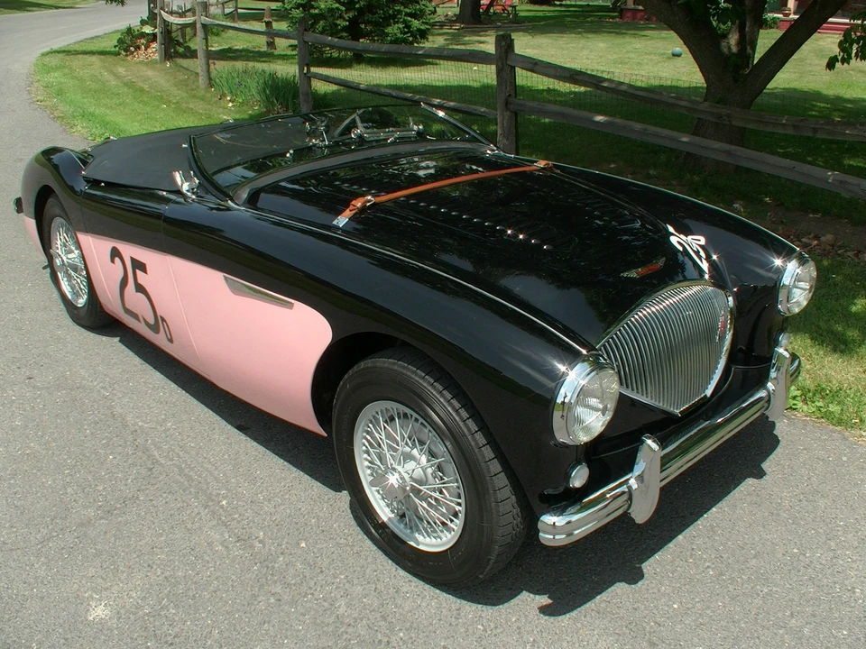 1956 Austin-Healey 100 - Image 13 of 31