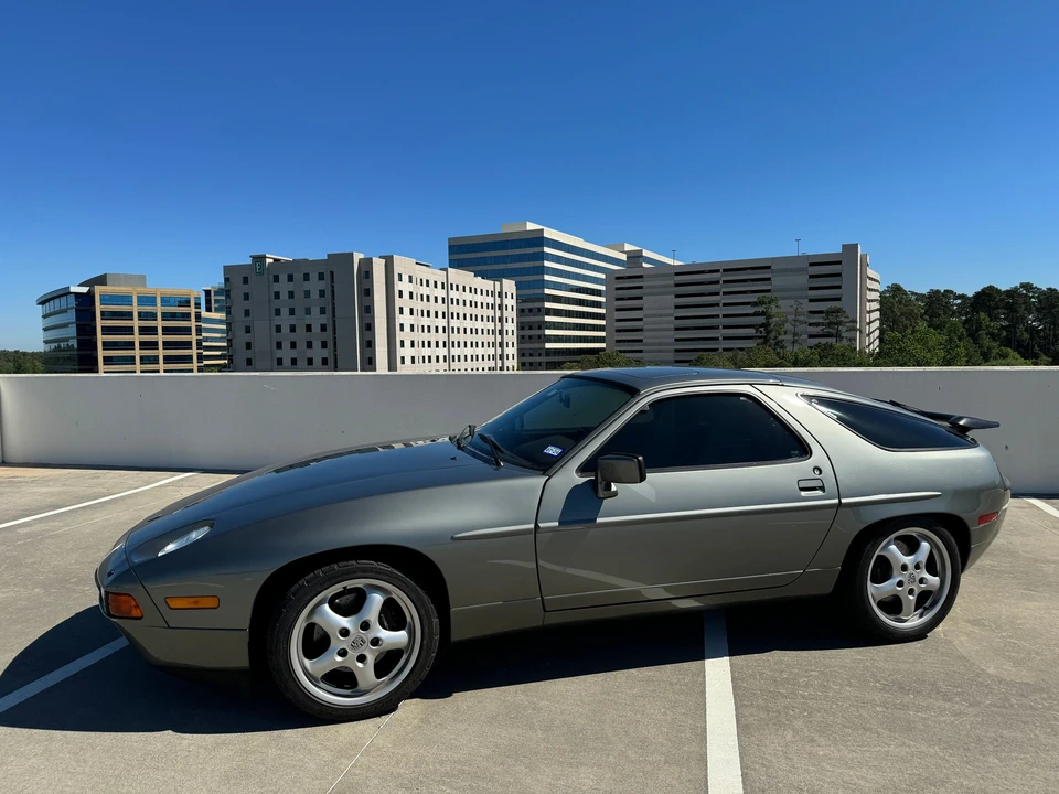 1987 Porsche 928 S4 - Image 13 of 13