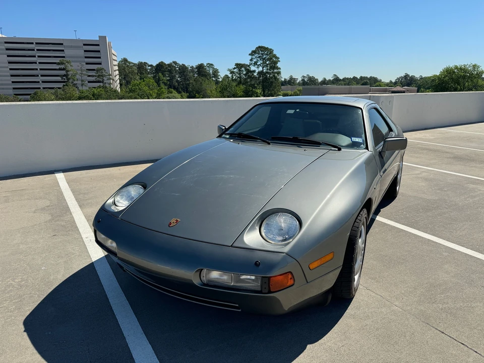 1987 Porsche 928 S4 - Image 12 of 13
