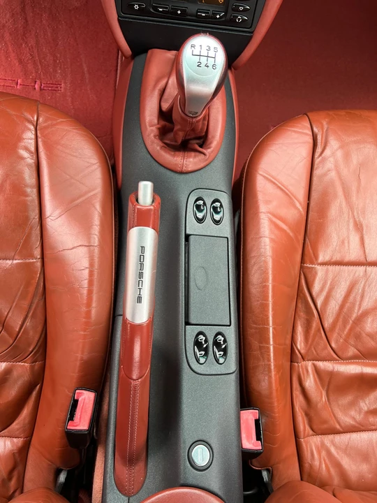 1999 Porsche 996 Carrera - Image 14 of 31