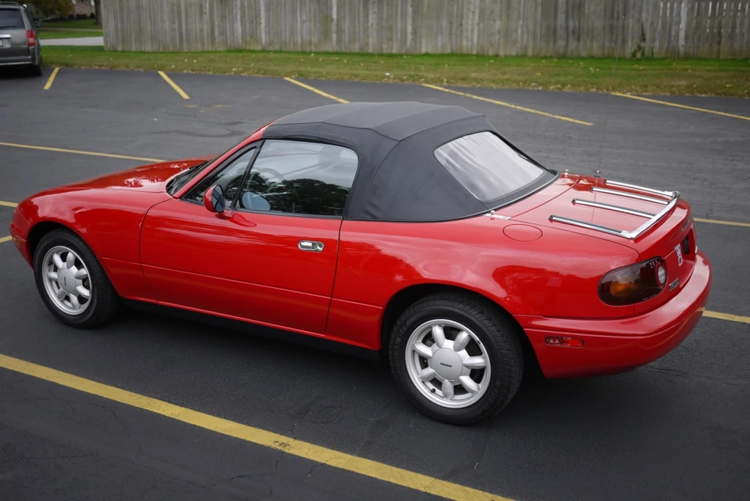 1990 Mazda NA MX-5 Miata - Image 24 of 31