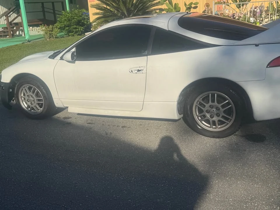 1999 Mitsubishi Eclipse 2nd Gen - Image 5 of 10