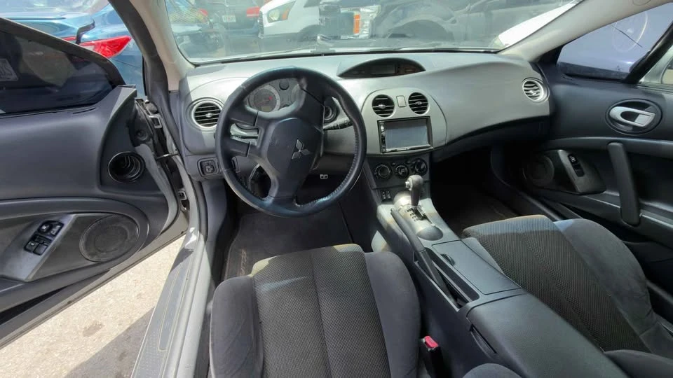 2006 Mitsubishi Eclipse 4th Gen - Image 9 of 10