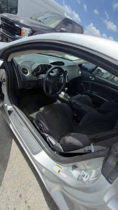 2006 Mitsubishi Eclipse 4th Gen - Image 8 of 10