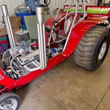 Mini Classic Mini Econo Mod Pulling Tractor