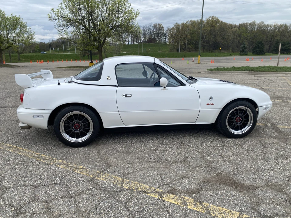 1992 Mazda NA MX-5 Miata - Image 11 of 31