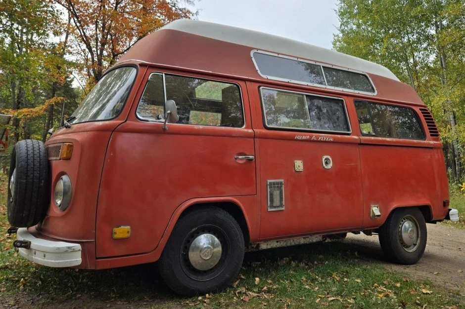 1973 Volkswagen Bay-Window Camper - Image 1 of 8
