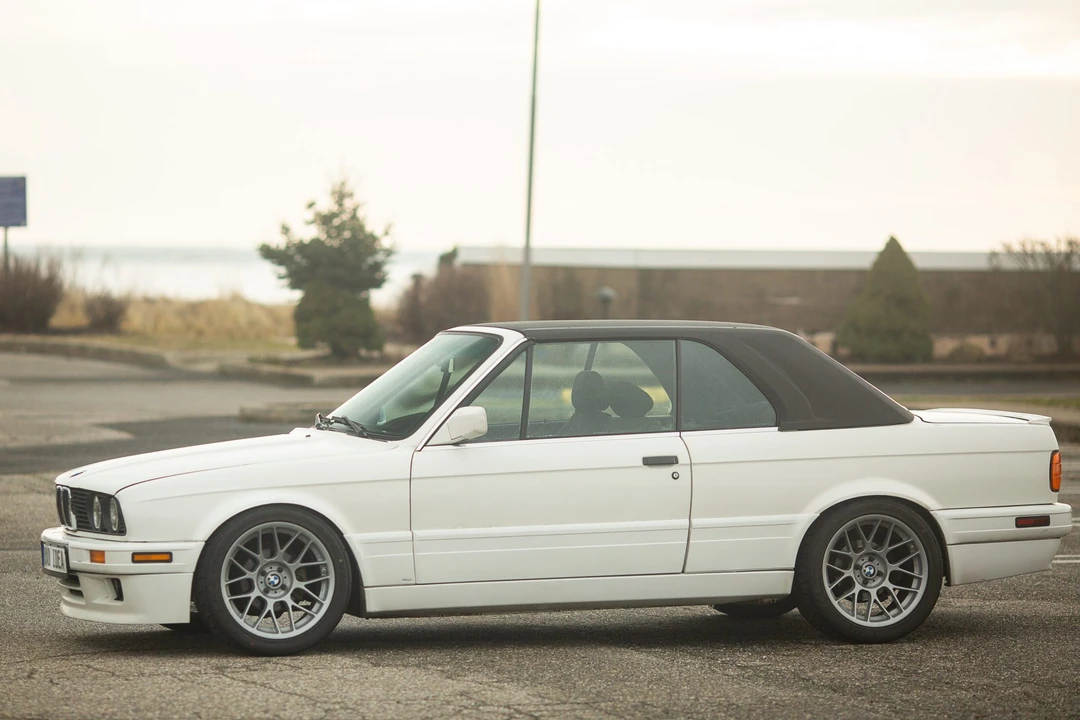 1992 BMW E30 3 Series - Image 5 of 31