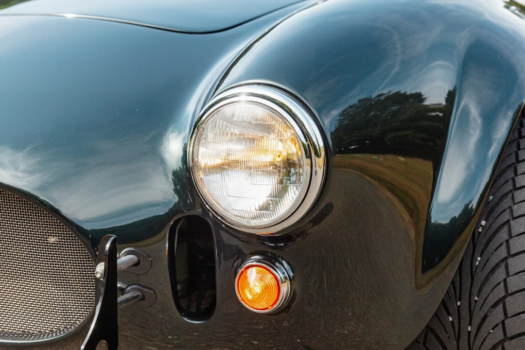 Shelby Cobra Replica - Image 25 of 31