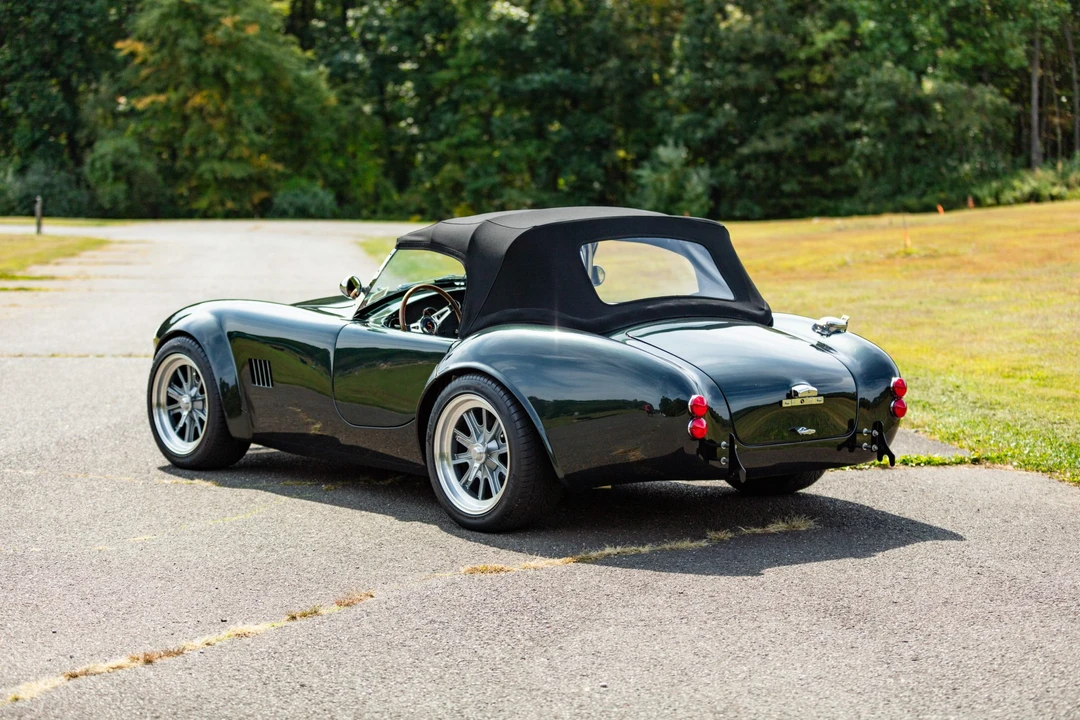 Shelby Cobra Replica - Image 18 of 31